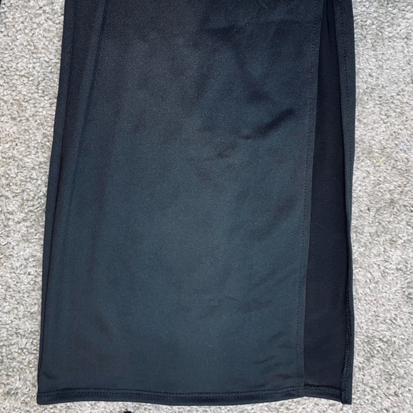 Black Flowy Pants with Slit Legs - Picture 4 of 10